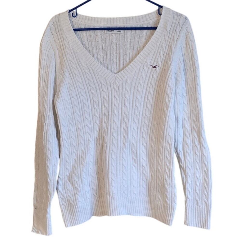 Hollister cable knit v neck sweater size large
